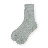 ペイルグリーン