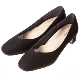 ブラックスエード調