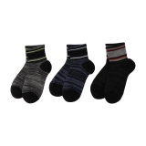 チャコールグレー