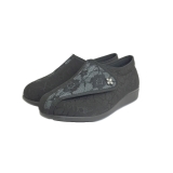 ブラック／ブラック