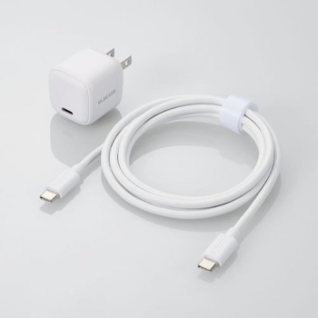 エレコム　ＡＣ充電器白２０Ｗ　ケーブル付属