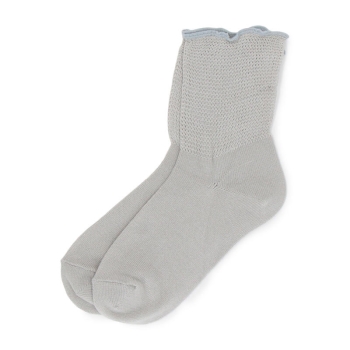 いつもの肌着　レーヨン混　ゆったりガーゼタッチクルー丈ソックス