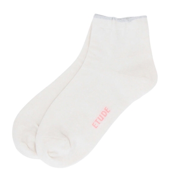 女児　フリルショート丈ソックス