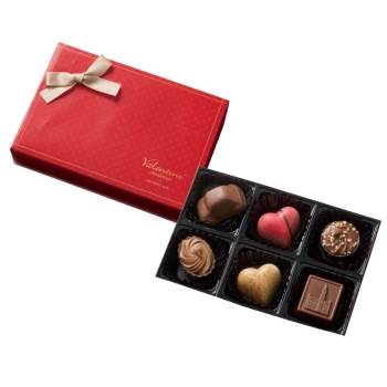 バレンチノショコラティエ　ショコラ　６コ