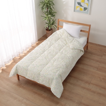 西川の洗える羽毛肌掛けふとん　シングルサイズ　ダウン７０％　夏場や暑がりの方へ