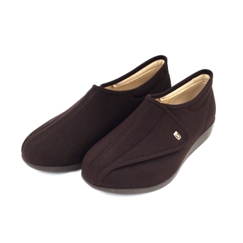 快歩主義紳士ストレッチ素材脱ぎ履きらくらくシューズ４Ｅ型番：Ｍ９００外出用