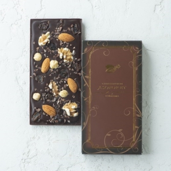 白い貴婦人　タブレット　ナッツビター